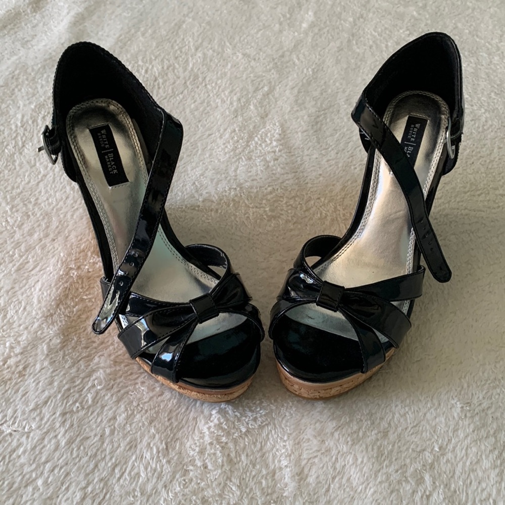 White House Black Market Size 8